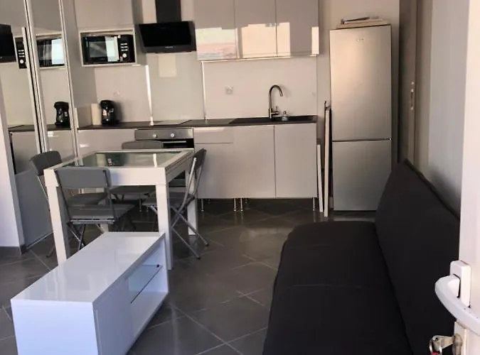 Beau T2 Rive Gauche Etat Neuf Climatise Palavas-les-Flots