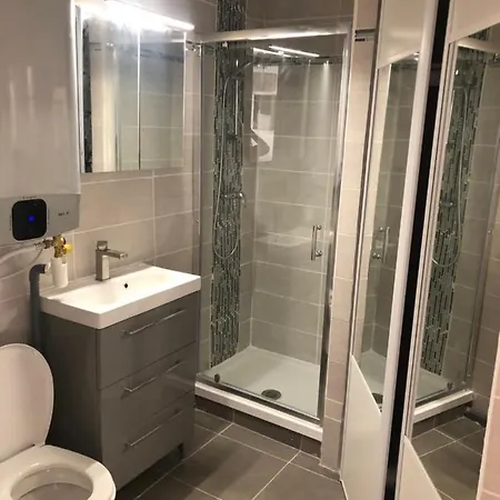 Beau T2 Rive Gauche Etat Neuf Climatise Apartmán