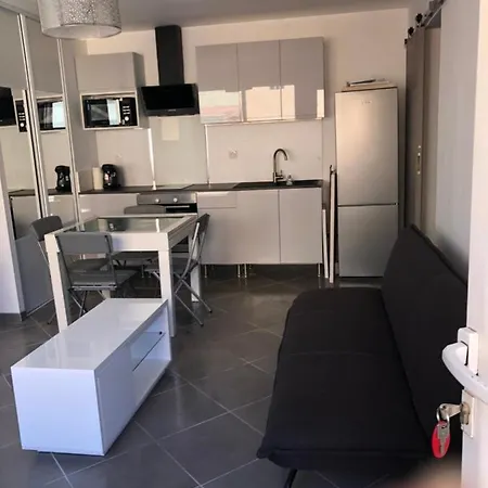 Beau T2 Rive Gauche Etat Neuf Climatise Palavas-les-Flots